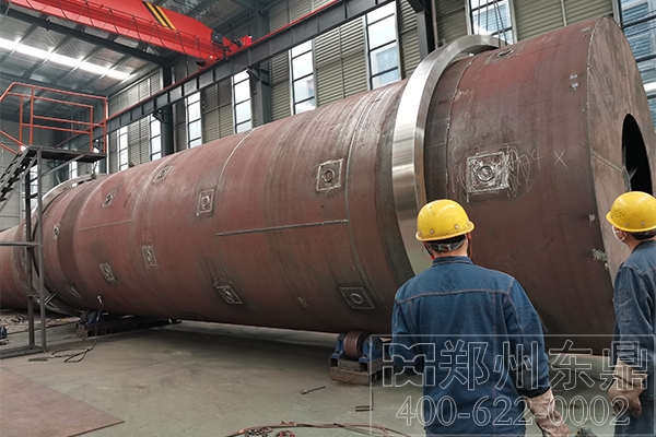 烏茲精礦烘干機(jī)制造車間實拍現(xiàn)場